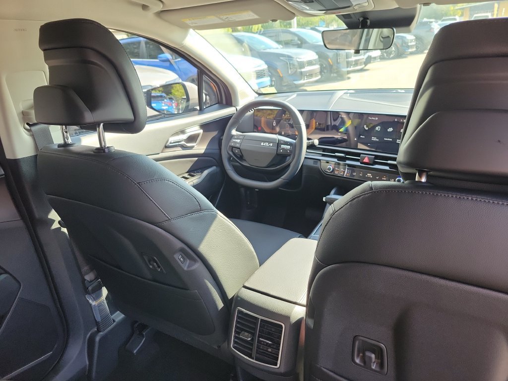 New 2027 Wolf Gray Kia EX image 13