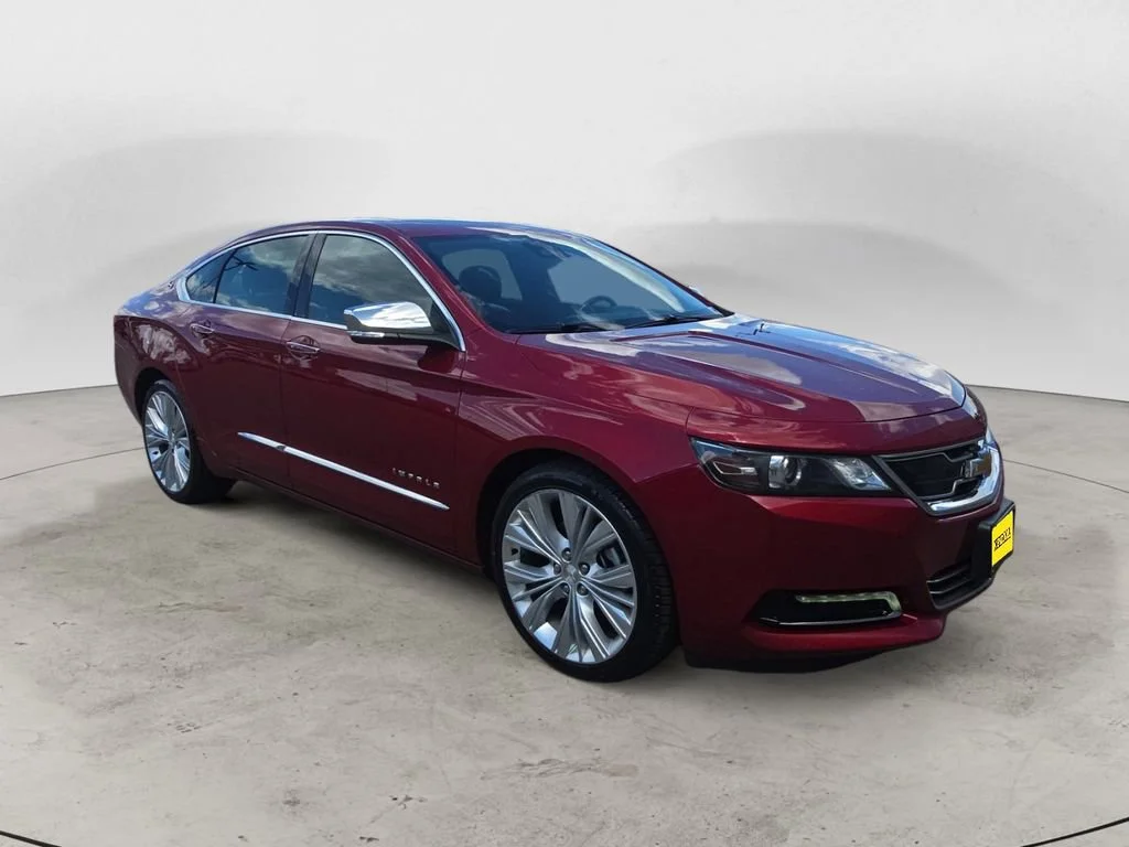 Used 2020 CAJUN RED TINTCOAT Chevrolet Premier image 7