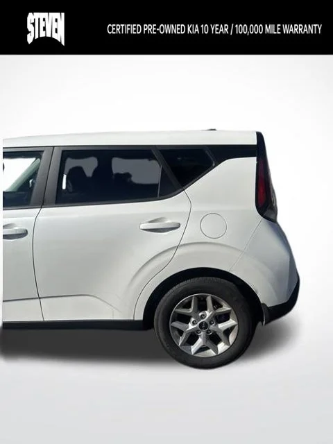 Used 2025 White Kia LX image 7