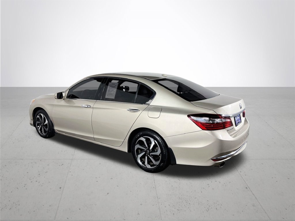 Used 2017 Gold Honda EX-L image 8
