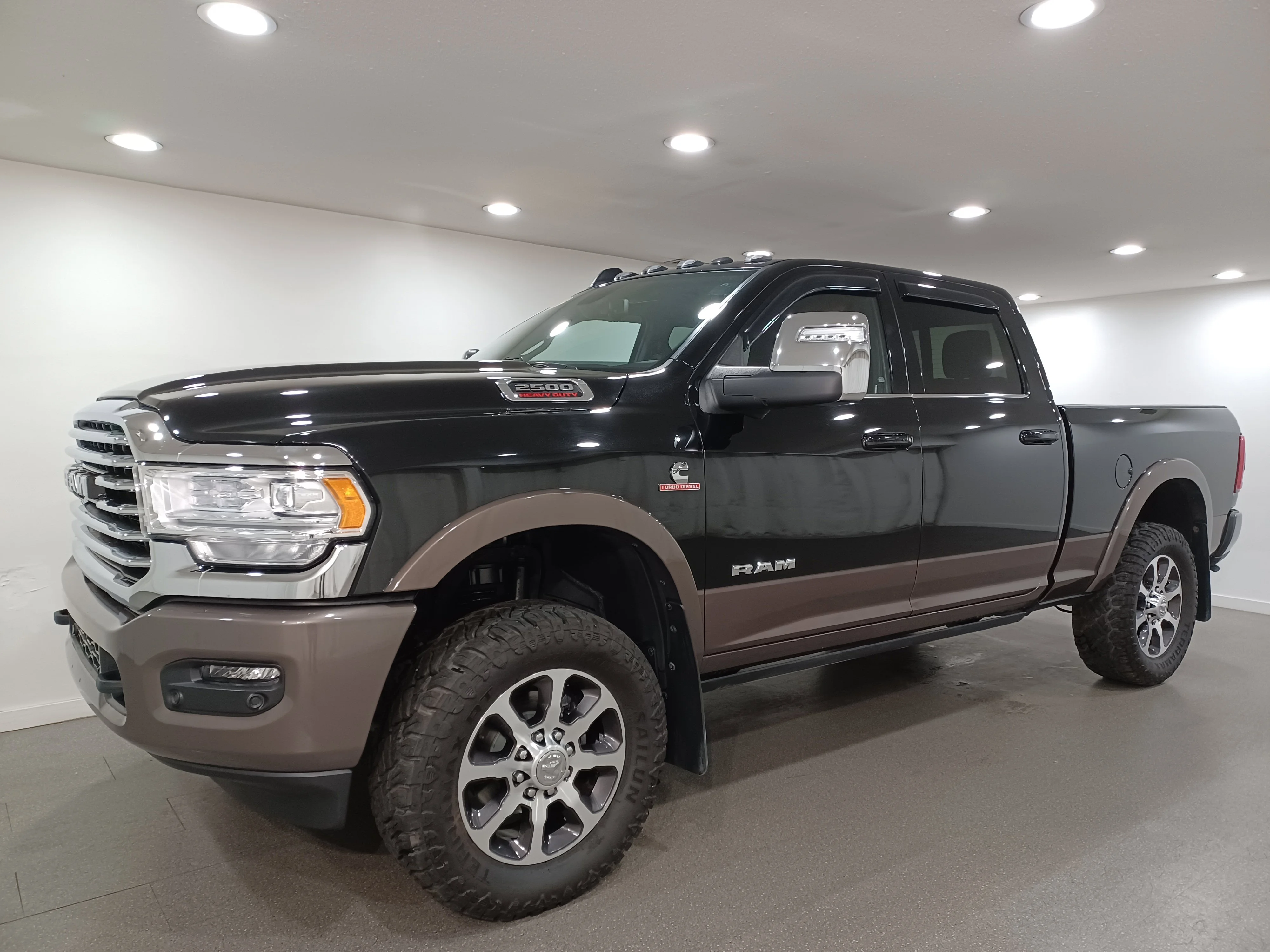 Certified Used 2024 Black Ram Limited Longhorn*6.7L Cummins | 35in Tires | Level | Nav | 360 Cam | Sunroof | Htd Whl | Pwr Boards image 2