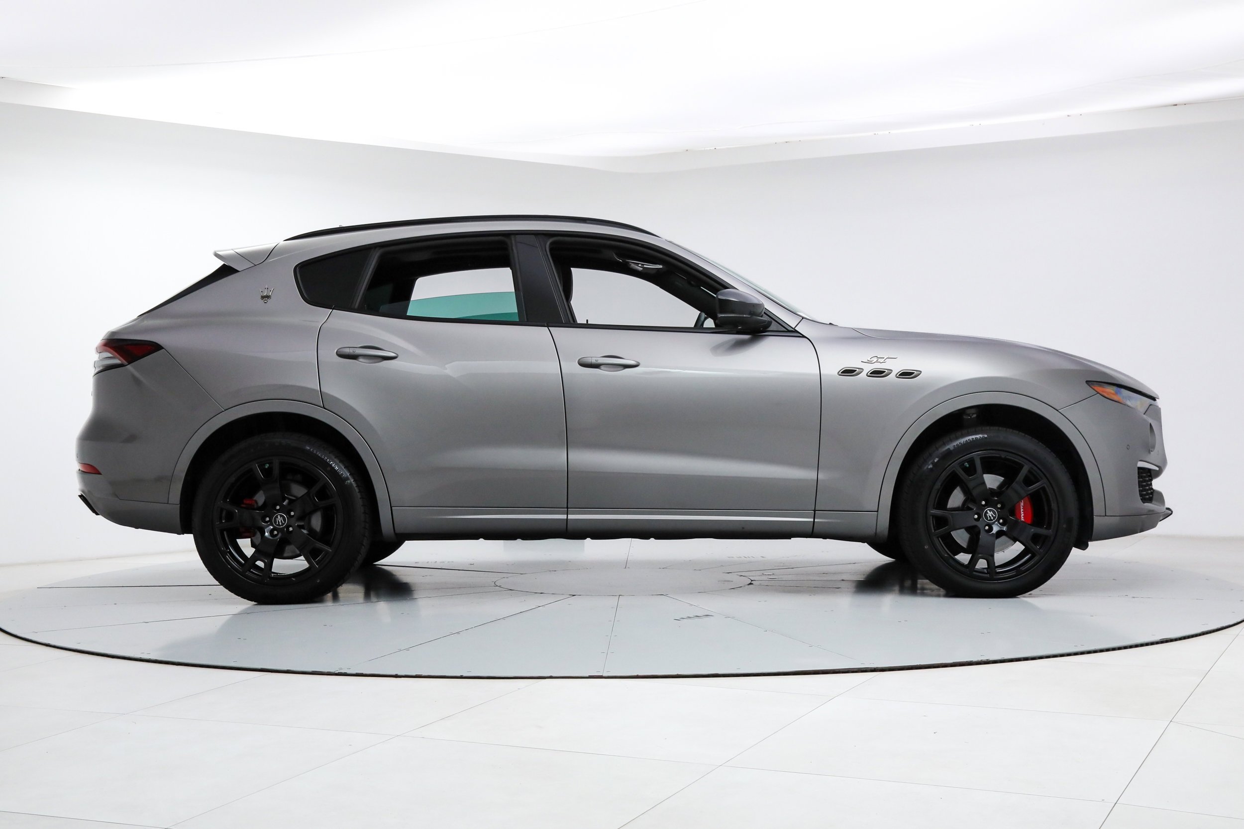 Used 2022 Gray Maserati GT image 6