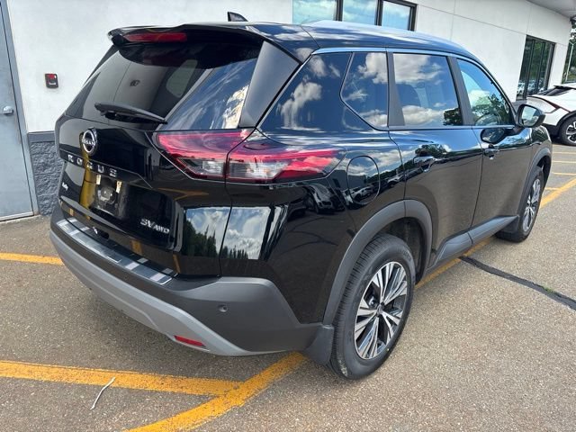 Used 2023 Super Black Nissan SV image 5