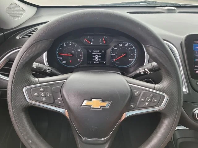 Used 2020 White Chevrolet LT image 27