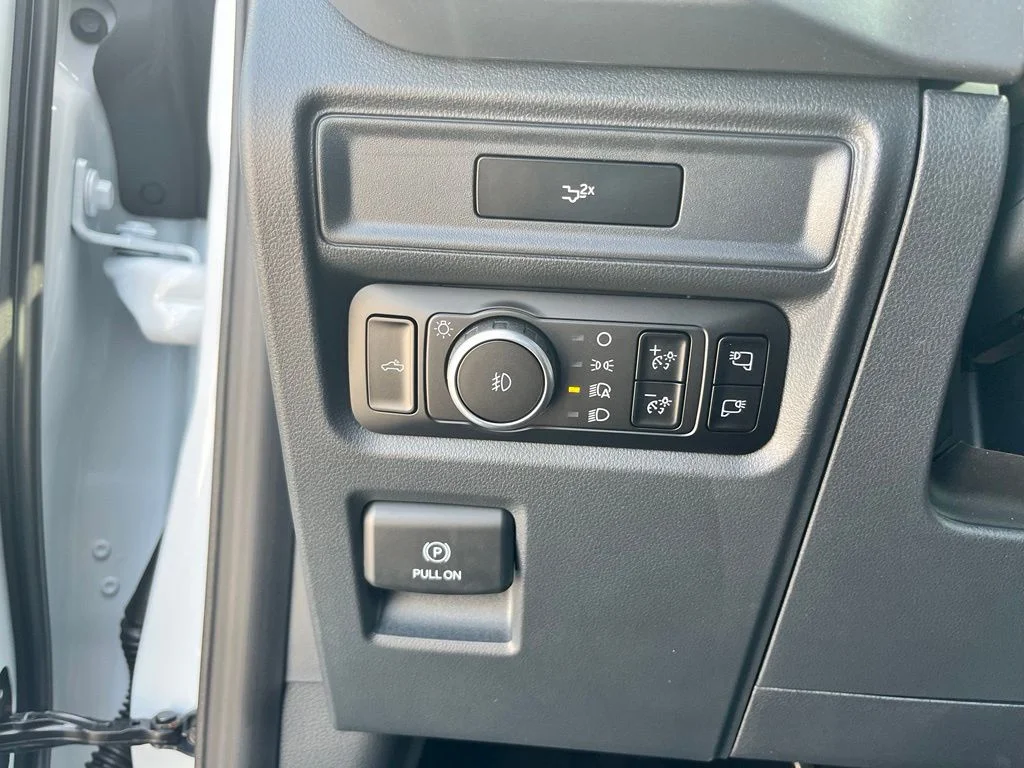 New 2026 White Ford XLT image 17
