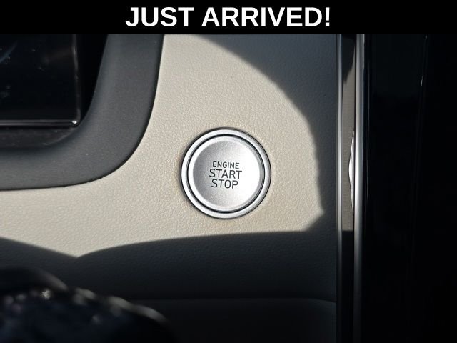 Certified Used 2024 Black Hyundai SEL image 15