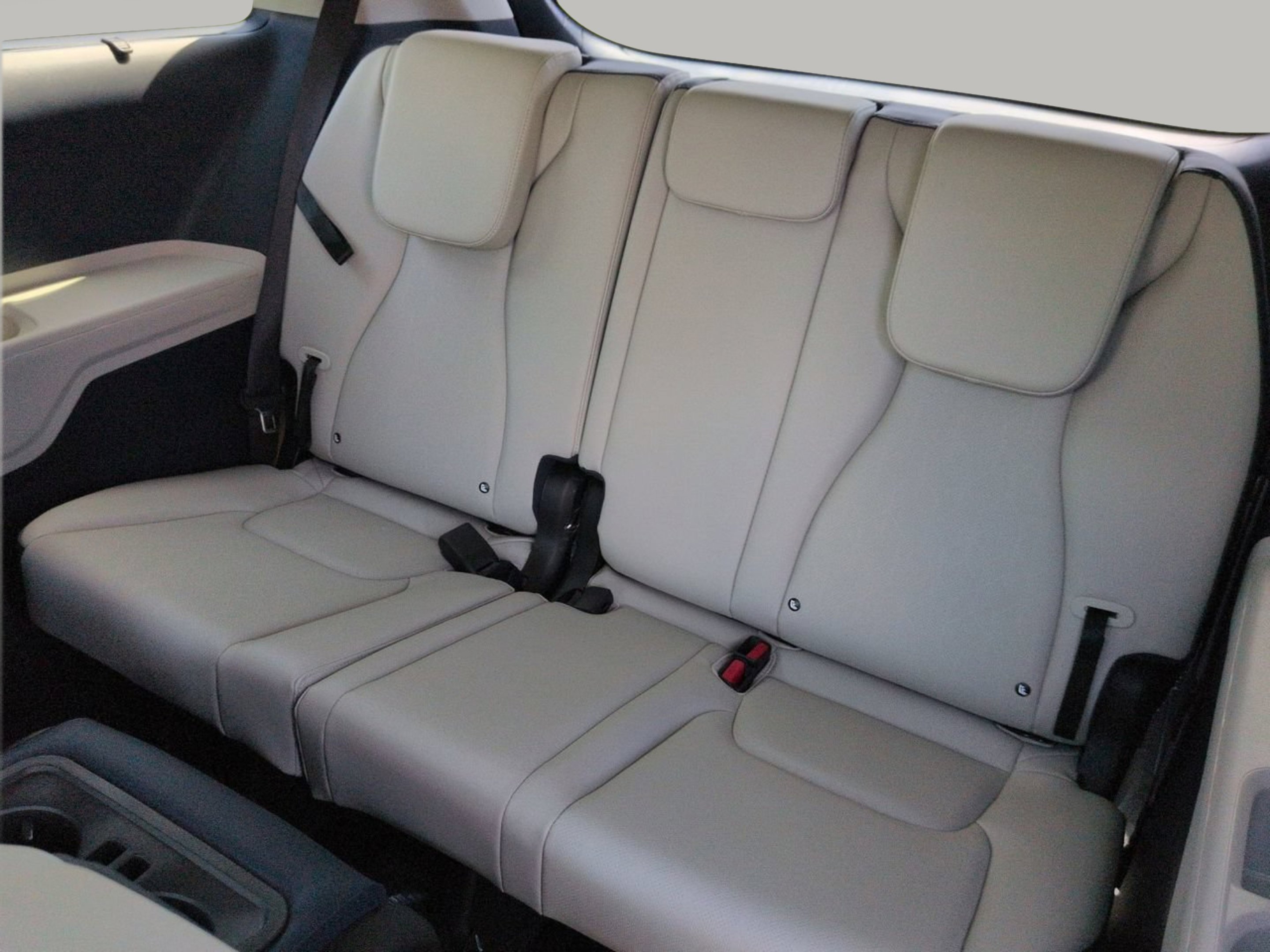 New 2026 Ivory Silver Kia SX image 11