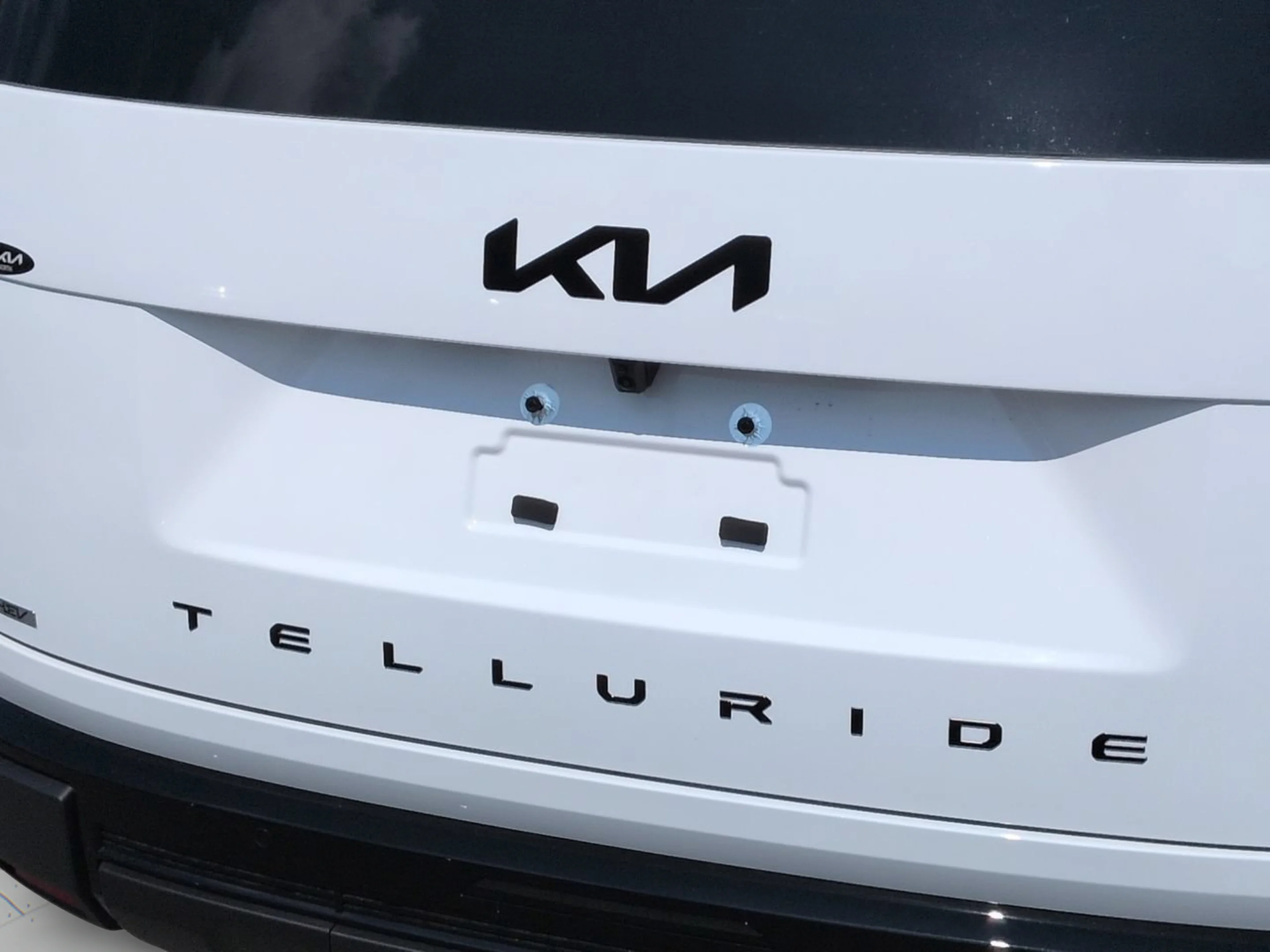 New 2027 Glacial White Pearl Kia X-Line SX image 42