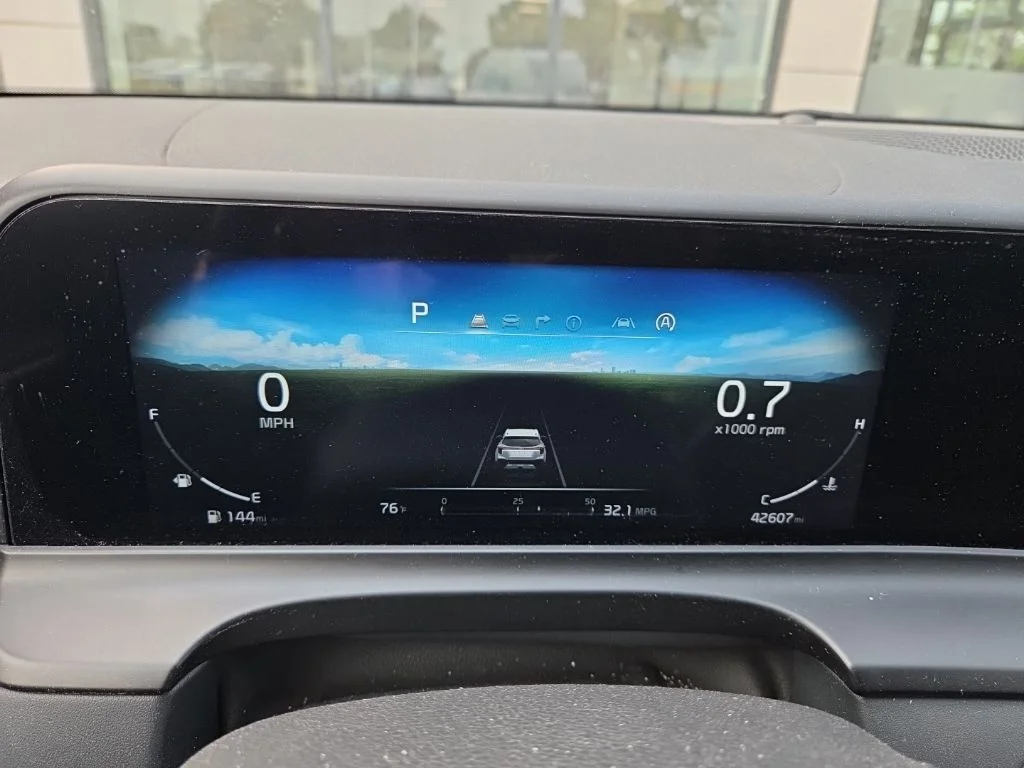 Used 2024 Gray Kia EX image 6