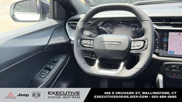 New 2026 Bright White Clear-Coat Exterior Paint Jeep Limited image 24