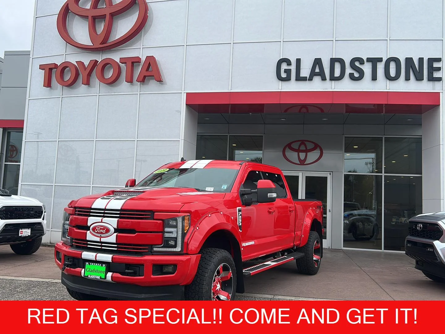 Used 2019 Race Red Ford LARIAT image 1