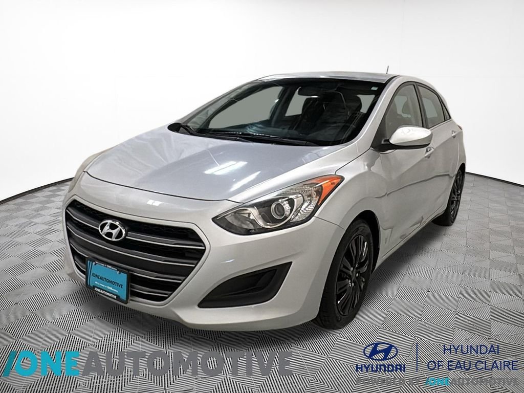 2016 Hyundai Elantra GT 2.0L 6-Speed M/T's photo