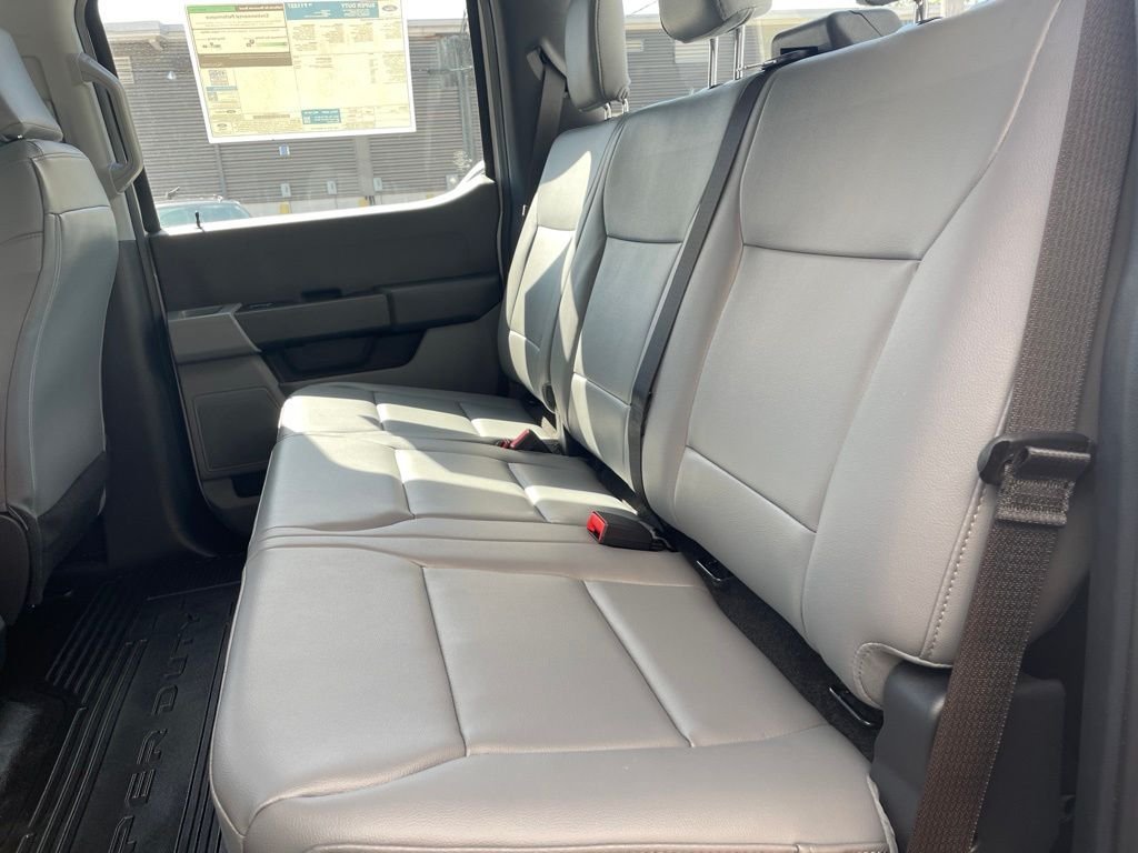 New 2026 Oxford White Ford F-350® XL image 28