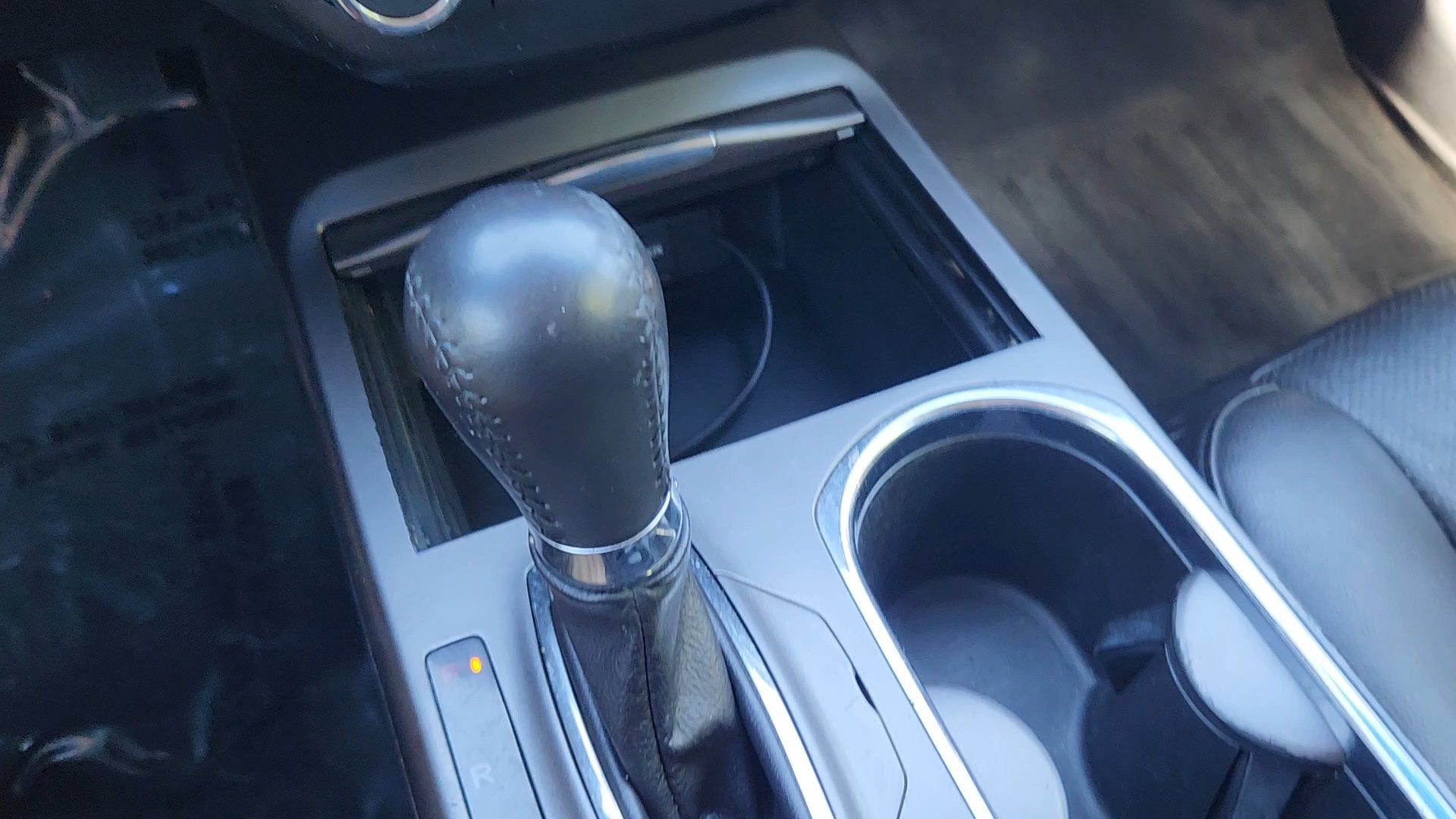 Used 2014 Crystal Black Pearl Acura Tech Pkg image 18