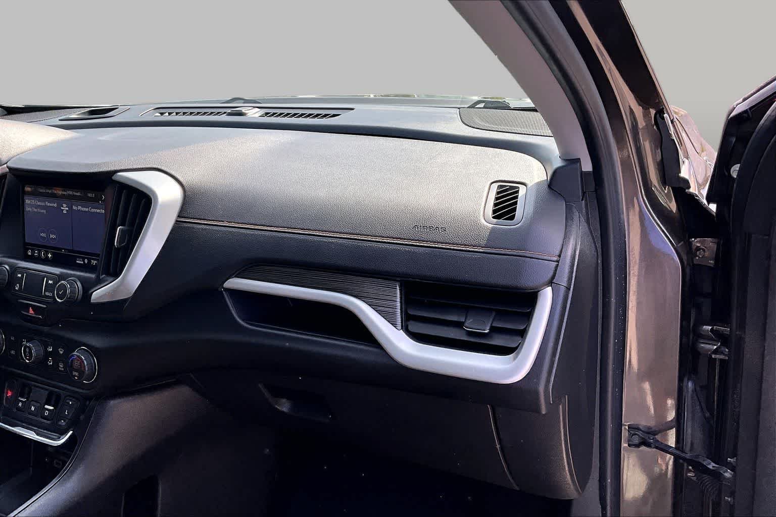 Used 2020 Smokey Quartz Metallic GMC SLT image 18