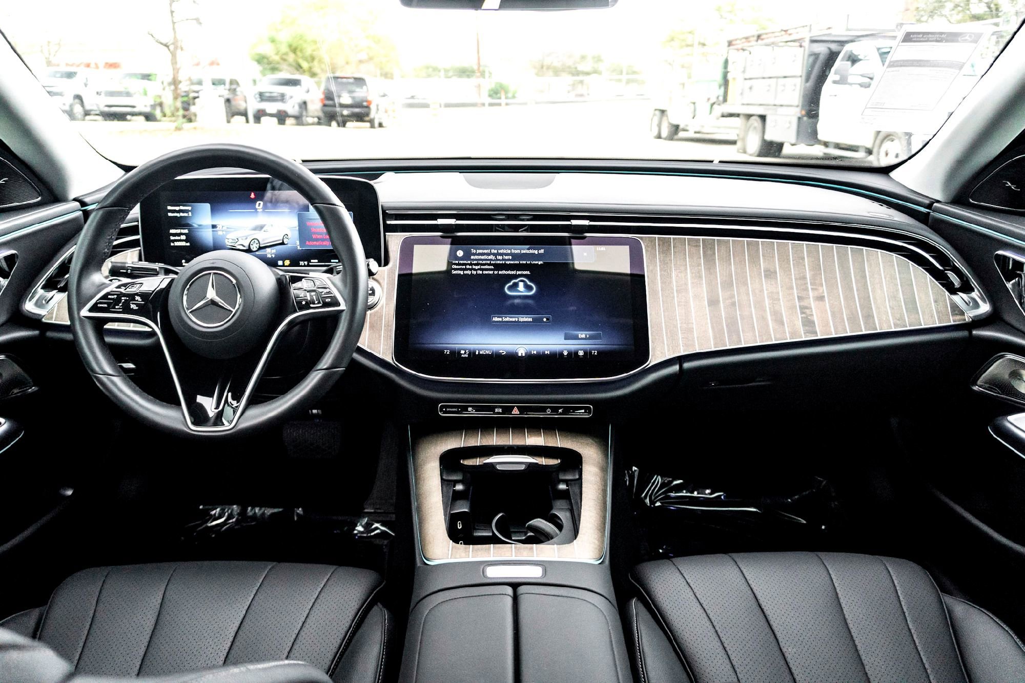 Certified Used 2025 Polar White Mercedes-Benz E 350 image 29
