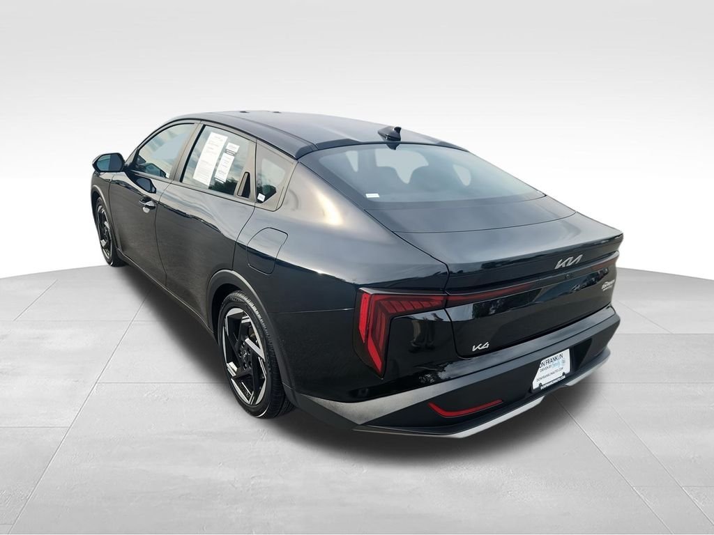 Used 2025 Black Kia EX image 6