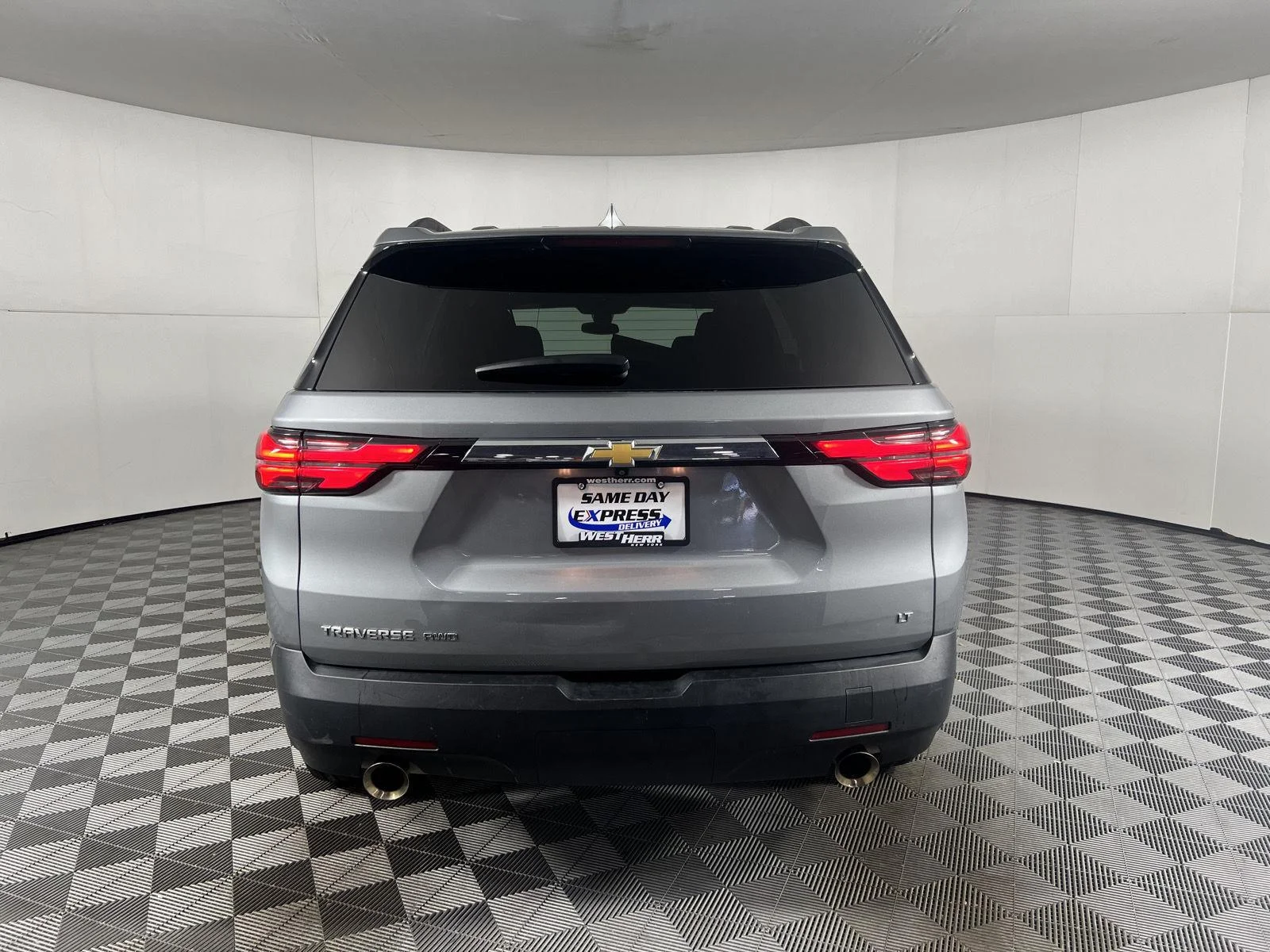 Used 2023 STERLING GRAY METALLIC Chevrolet LT Cloth image 26