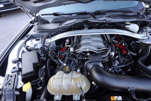 Used 2018 Ingot Silver Ford GT Premium image 41
