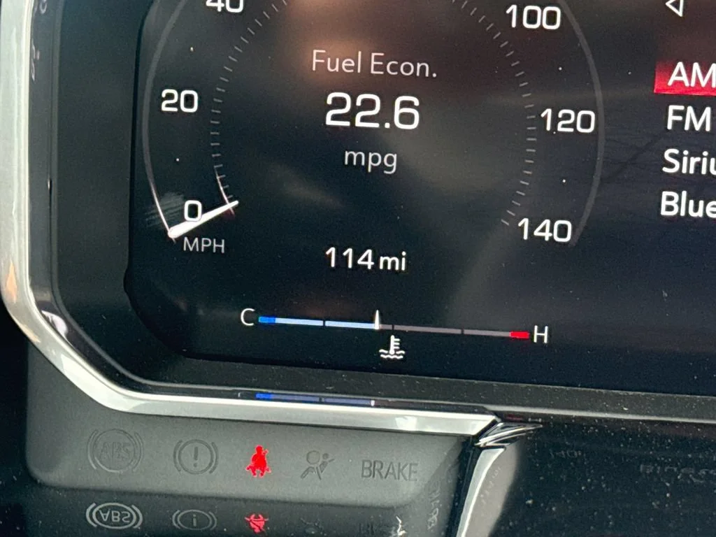 New 2026 Summit White GMC Elevation image 12
