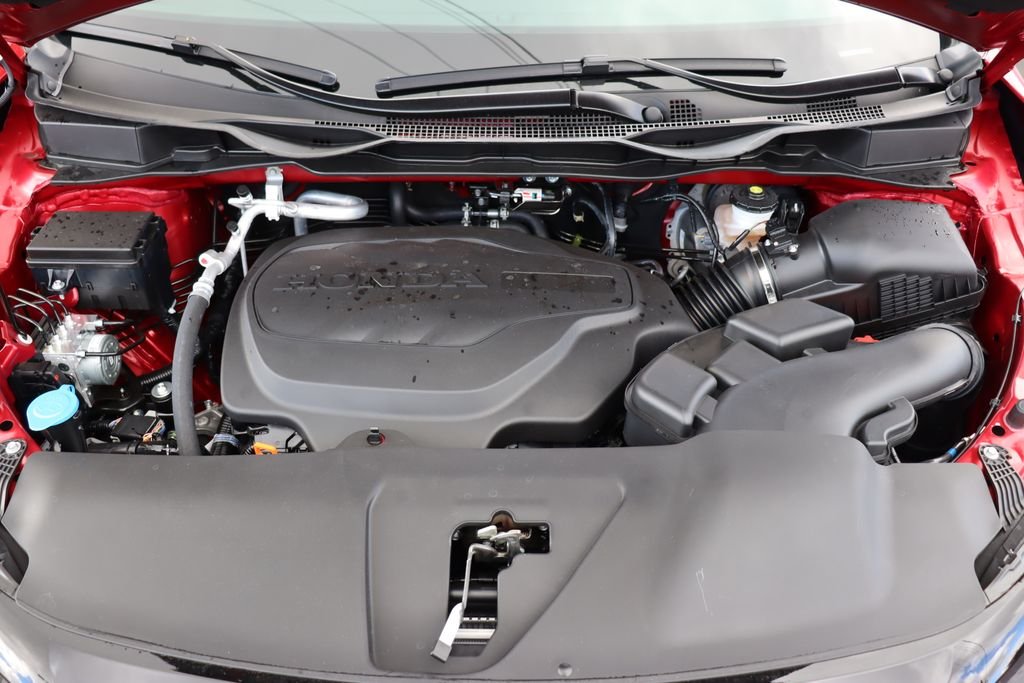 New 2026 Radiant Red Metallic II Honda Sport-L image 36