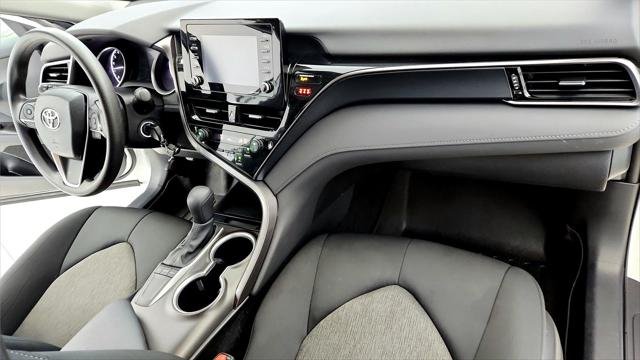 2023 Toyota Camry LE - Photo 23