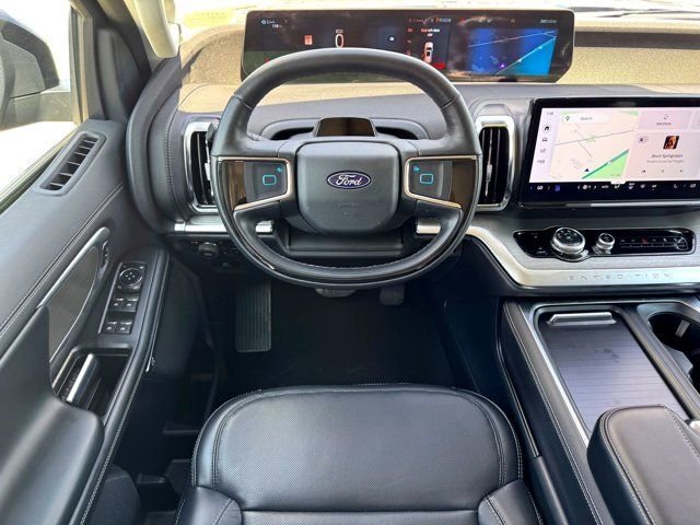 Used 2025 Black Ford Platinum image 24