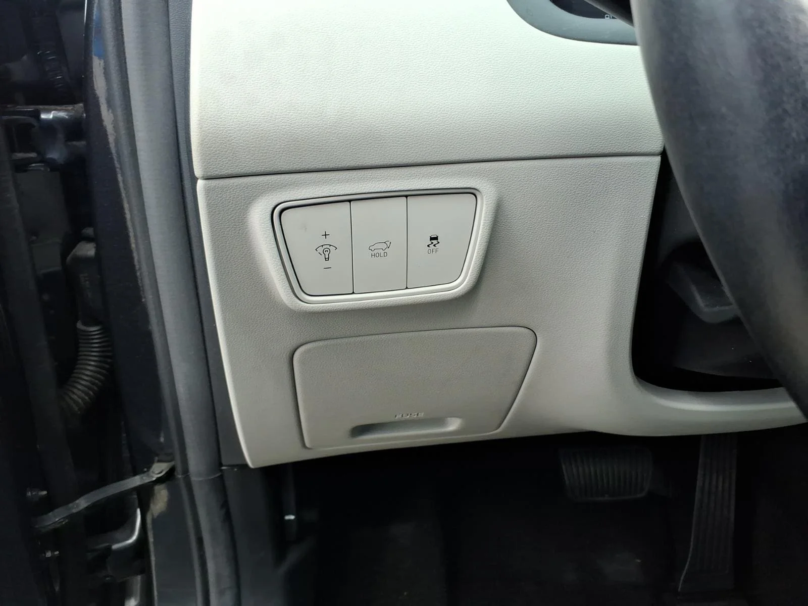 Used 2024 Dark Gray Metallic Hyundai Limited image 17