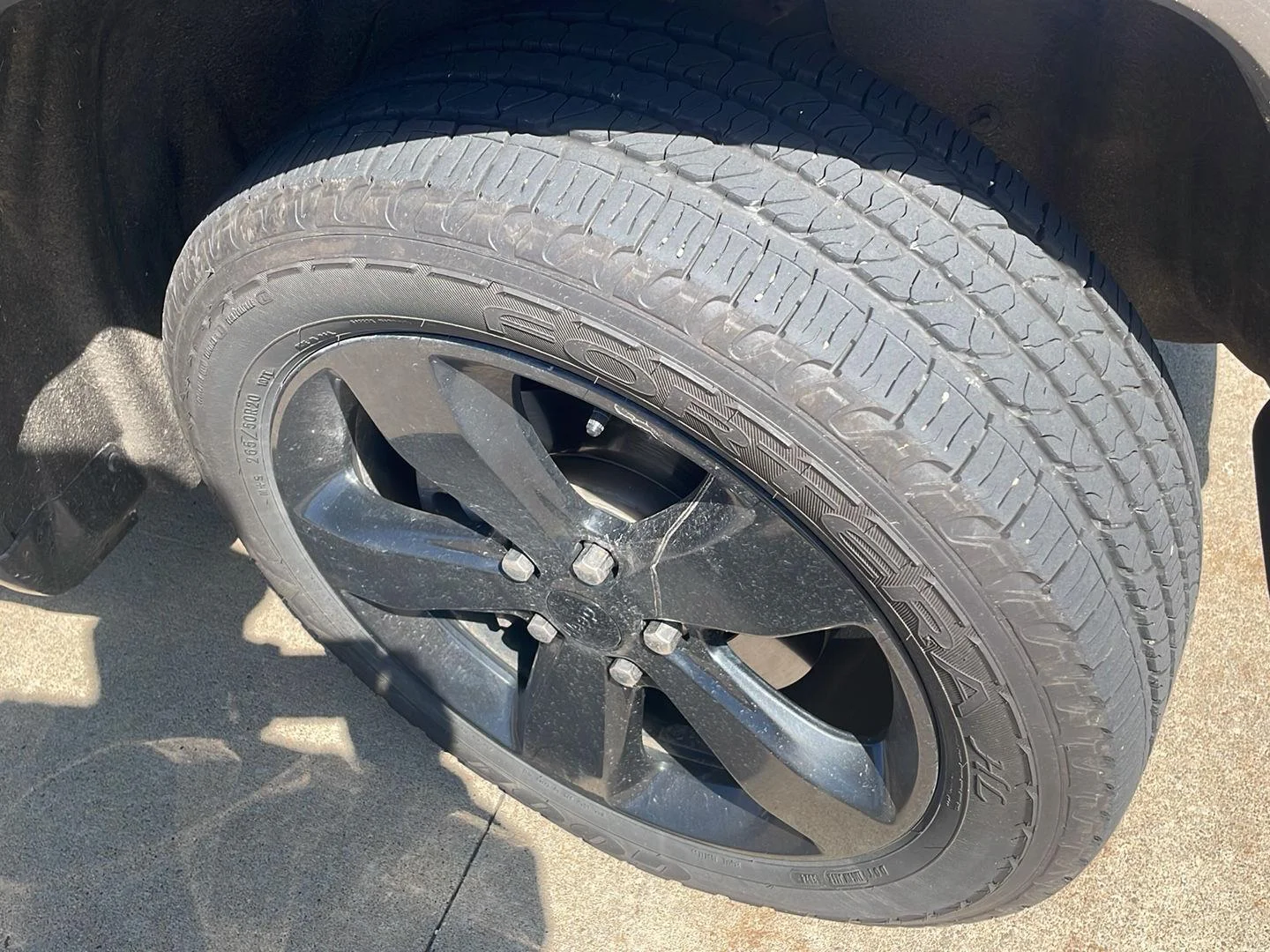 Used 2015 Gray Jeep Altitude image 20