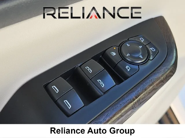 Used 2023 White GMC Denali image 20