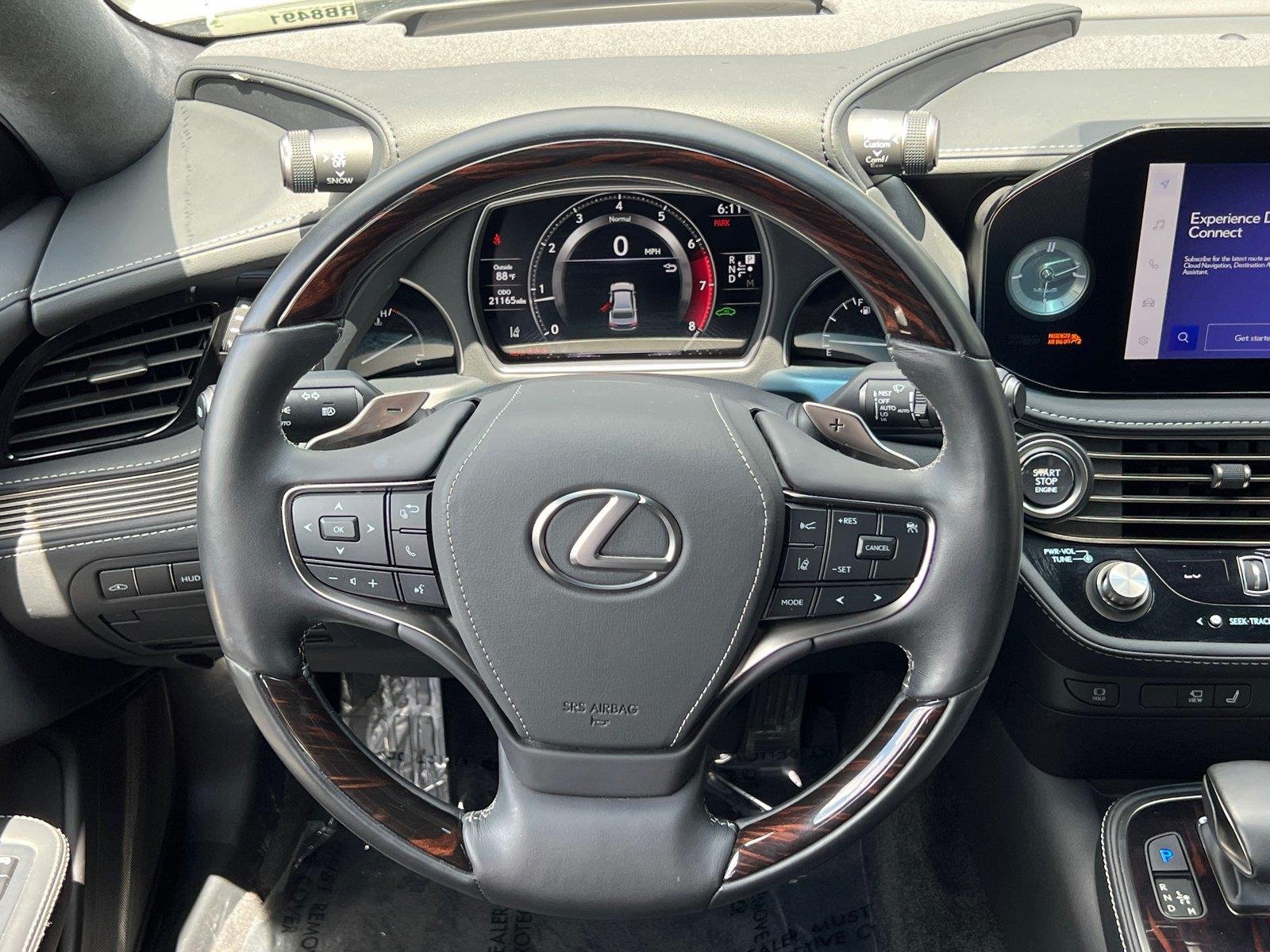 Used 2023 Eminent White Pearl Lexus 500 Luxury image 24