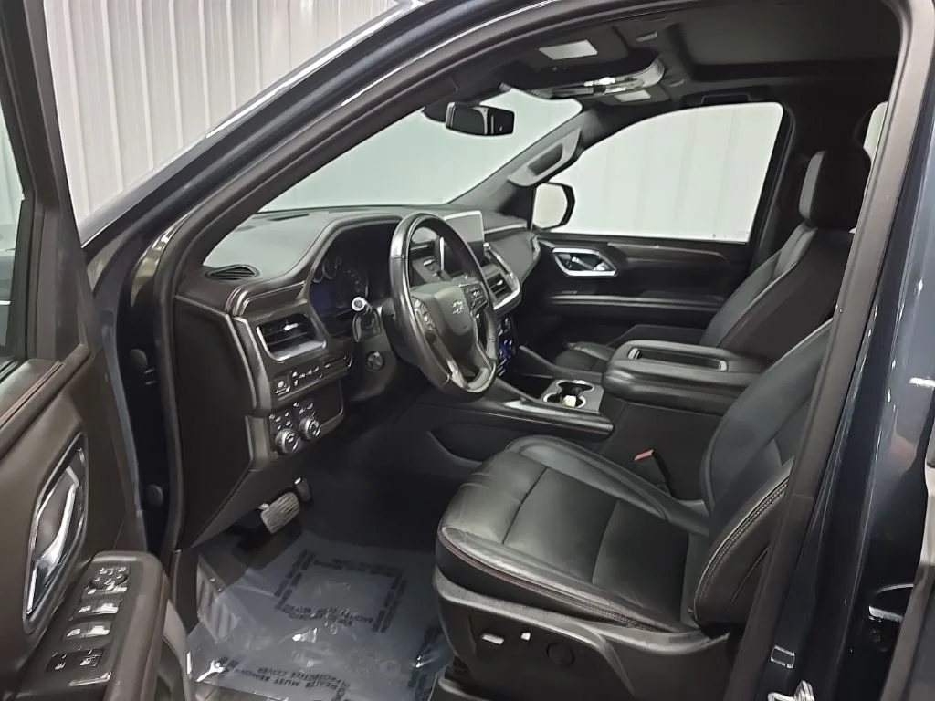 Used 2021 Gray Chevrolet RST image 30