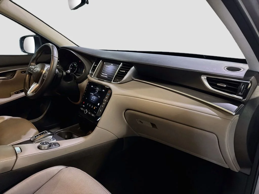 Certified Used 2023 Gray INFINITI LUXE image 30