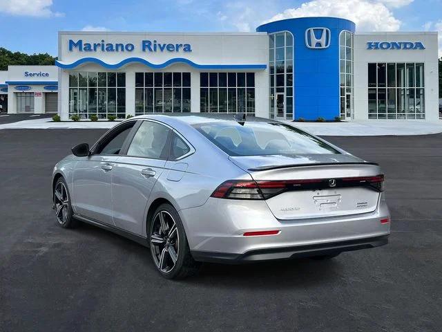 Certified Used 2025 Solar Silver Metallic Honda Sport image 6