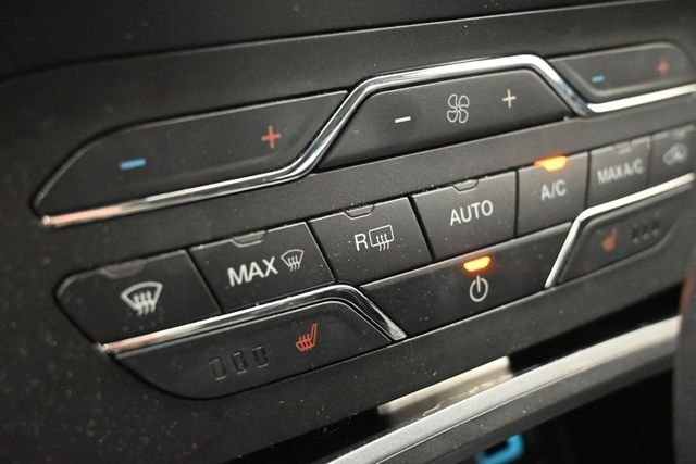 Used 2017 White Ford SEL image 21