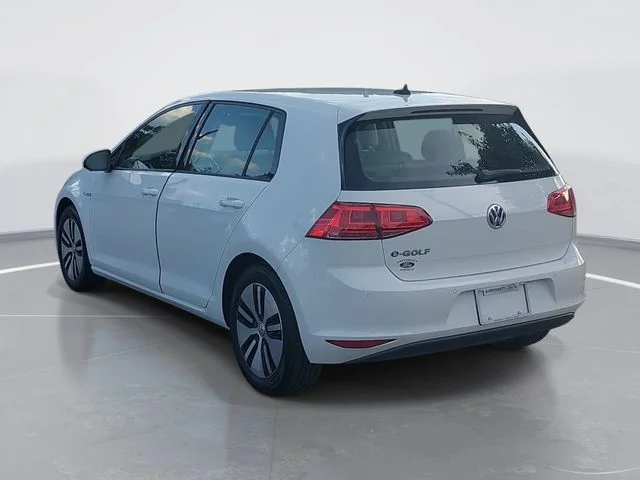 Used 2015 White Volkswagen SEL Premium image 5