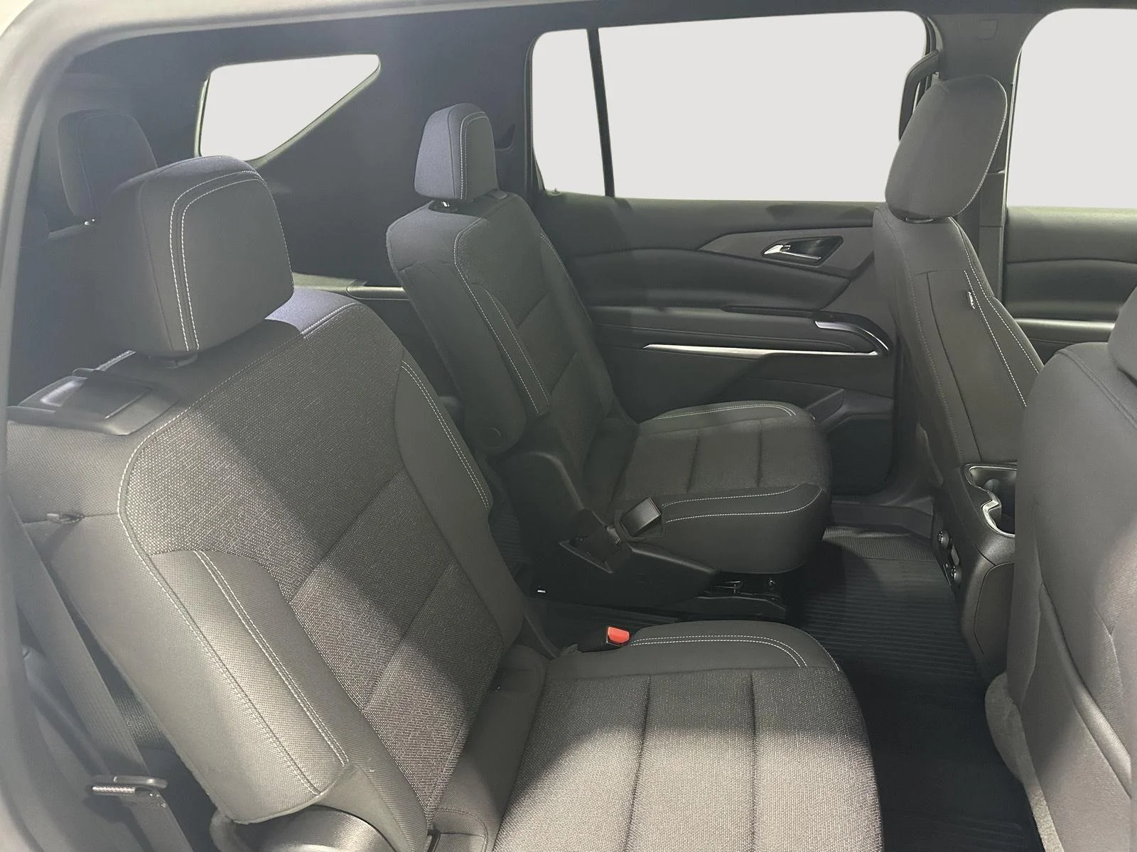 Used 2024 Summit White Chevrolet LT image 25