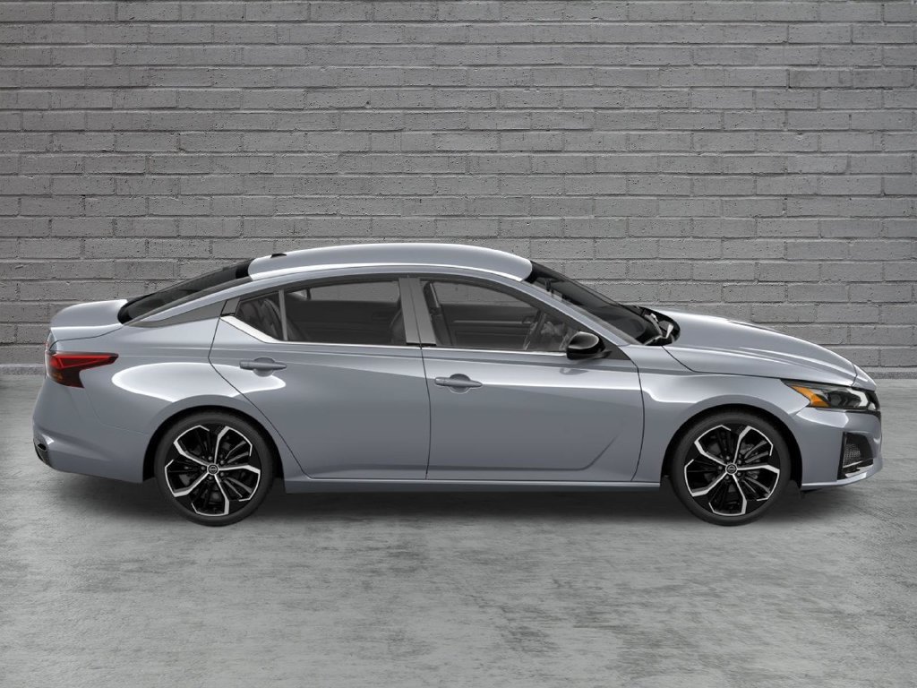 New 2026 Gray Nissan 2.5 SR image 4