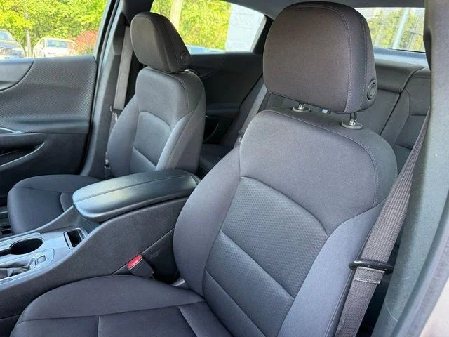 Used 2024 Gray Chevrolet LT image 13