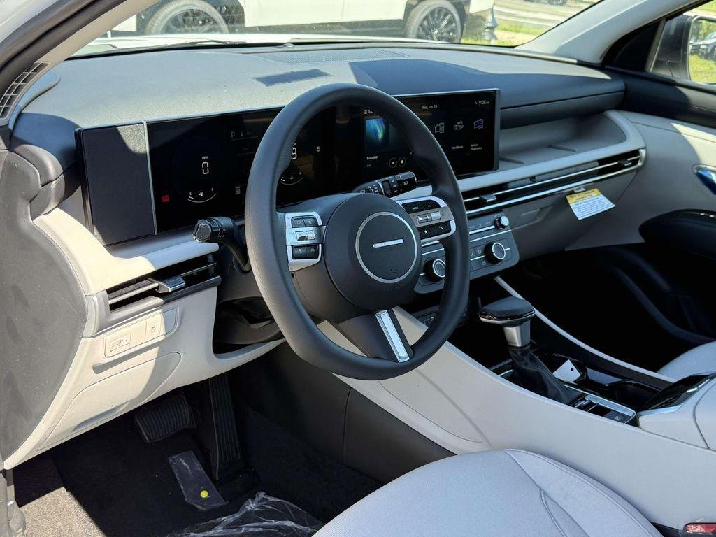 New 2026 White Pearl Hyundai SE FWD image 2