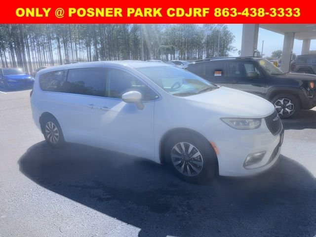 2023 Chrysler Pacifica Hybrid Touring L