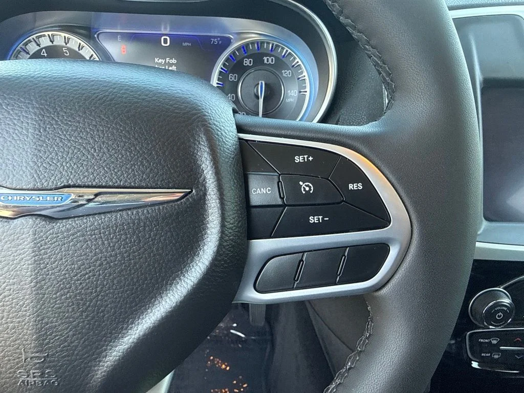 Used 2023 Black Chrysler Touring image 17