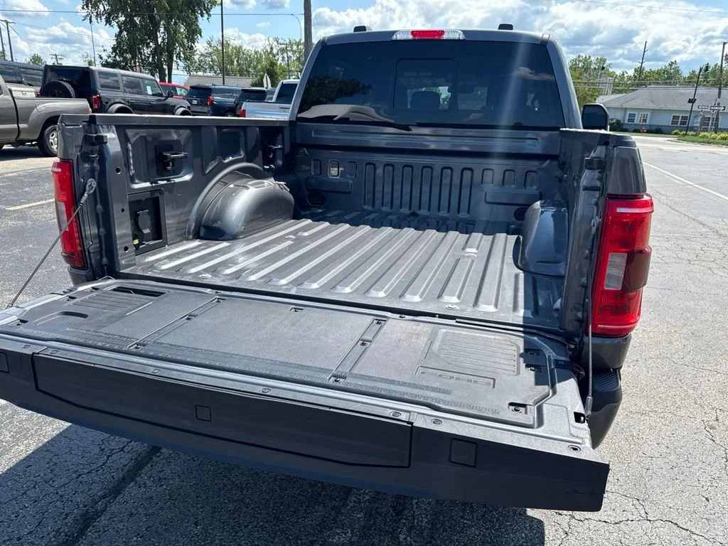 Used 2023 Gray Metallic Ford XLT image 45