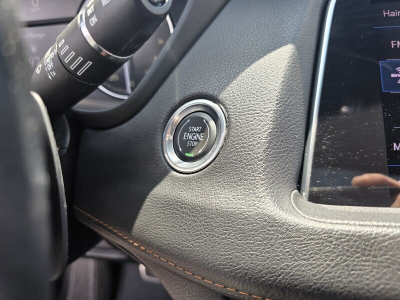 Used 2020 Shadow CADILLAC FWD 4DR SPORT image 27