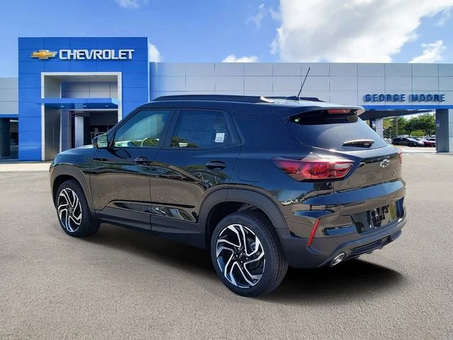 New 2026 Mosaic Black Metallic Chevrolet RS image 3