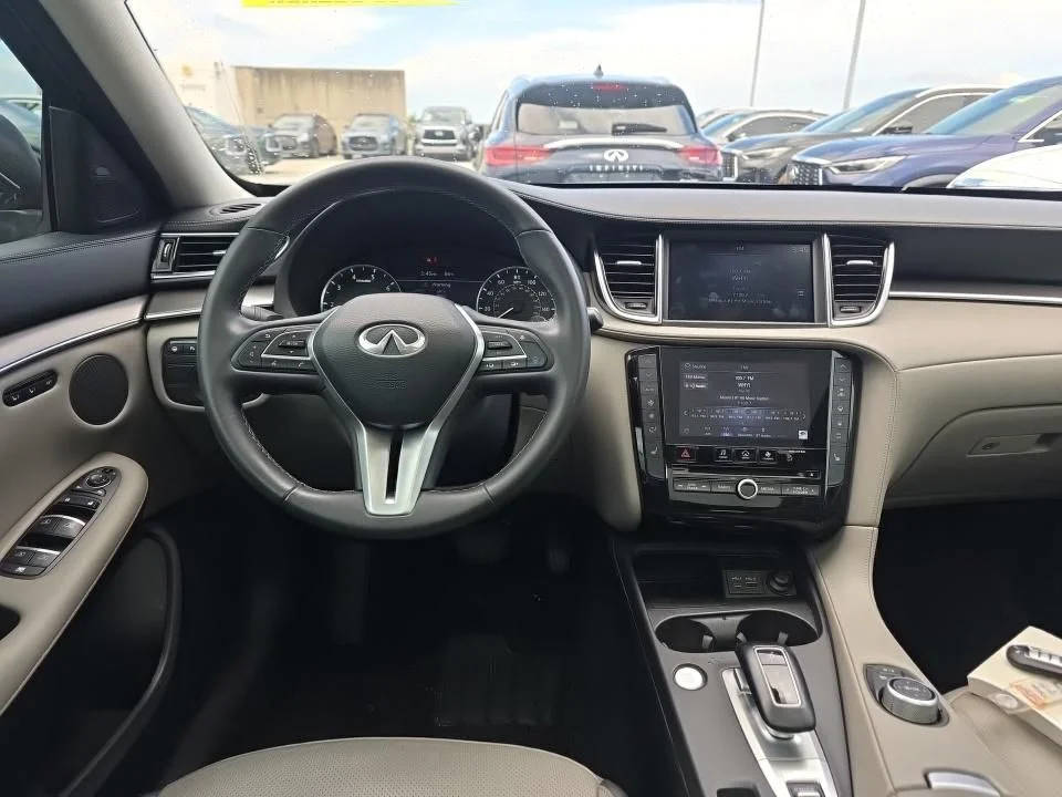 Certified Used 2023 Gray INFINITI LUXE image 7