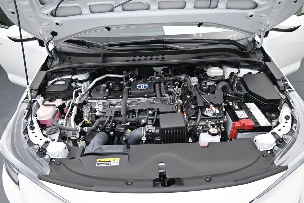 Used 2024 White Toyota LE image 26