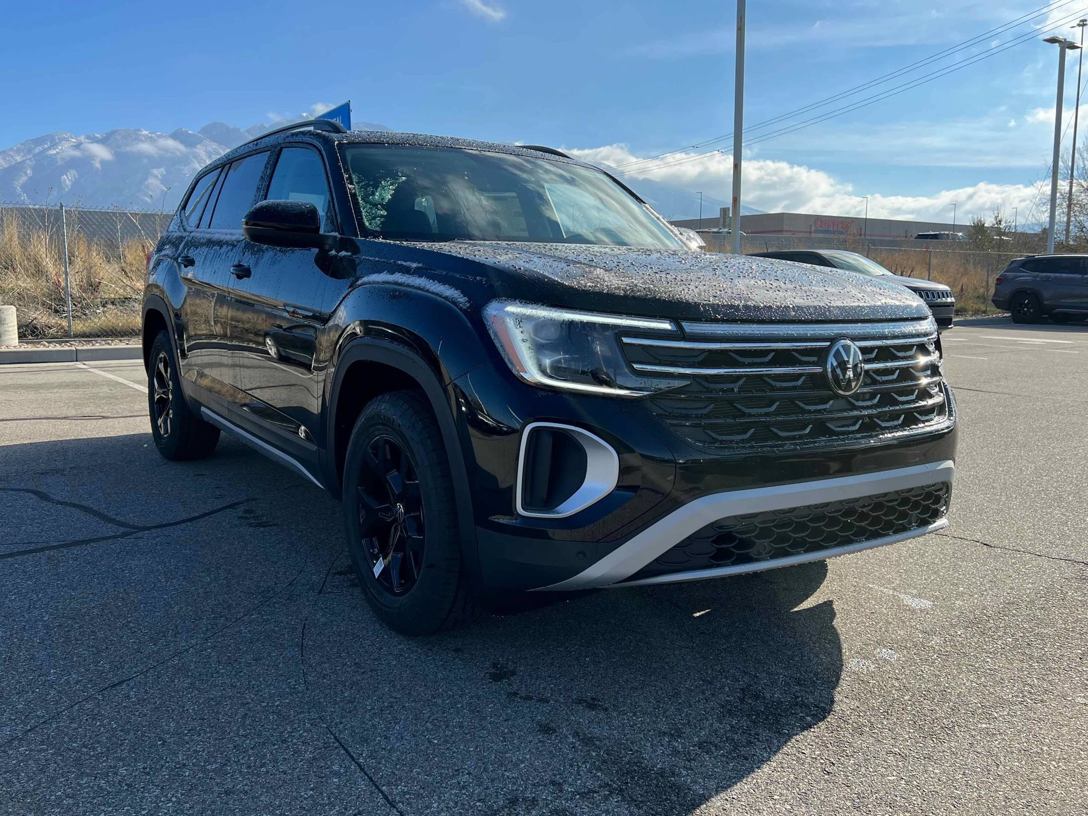 New 2026 Deep Black Volkswagen 2.0T Peak Edition image 8