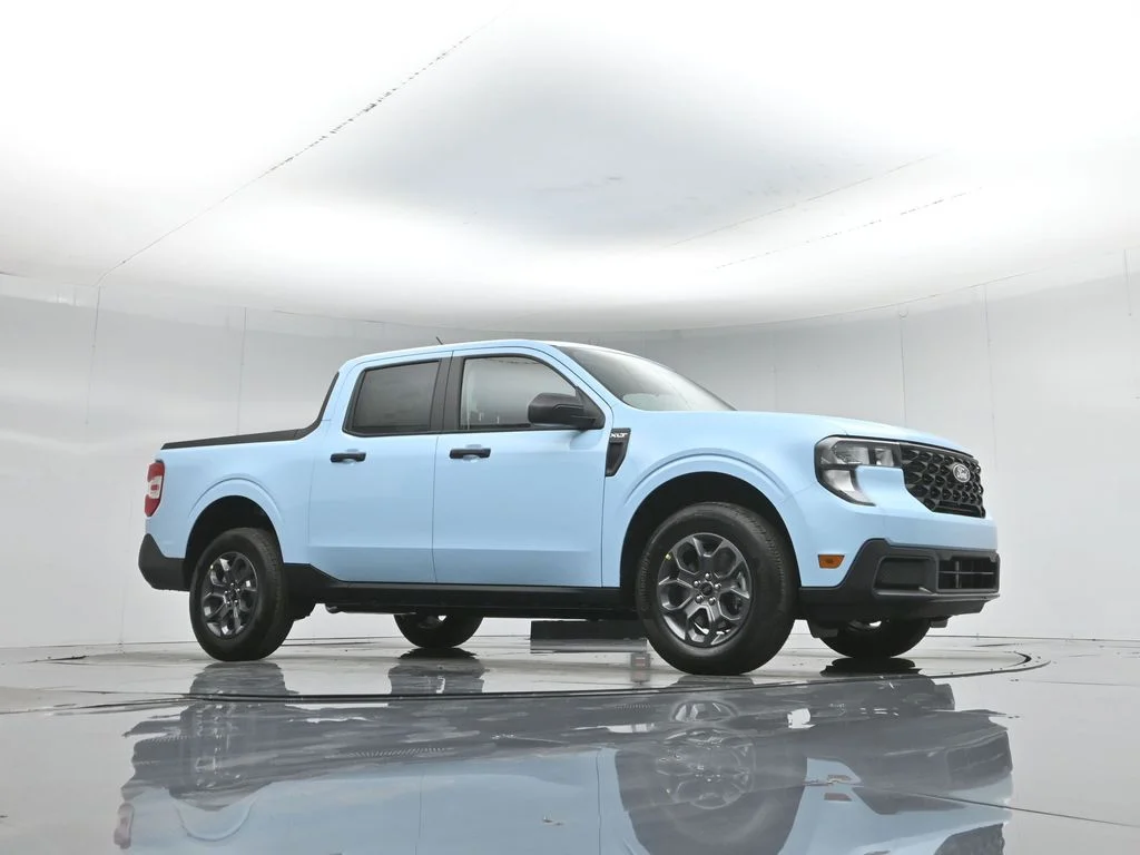 New 2026 Light Blue Ford XLT image 3