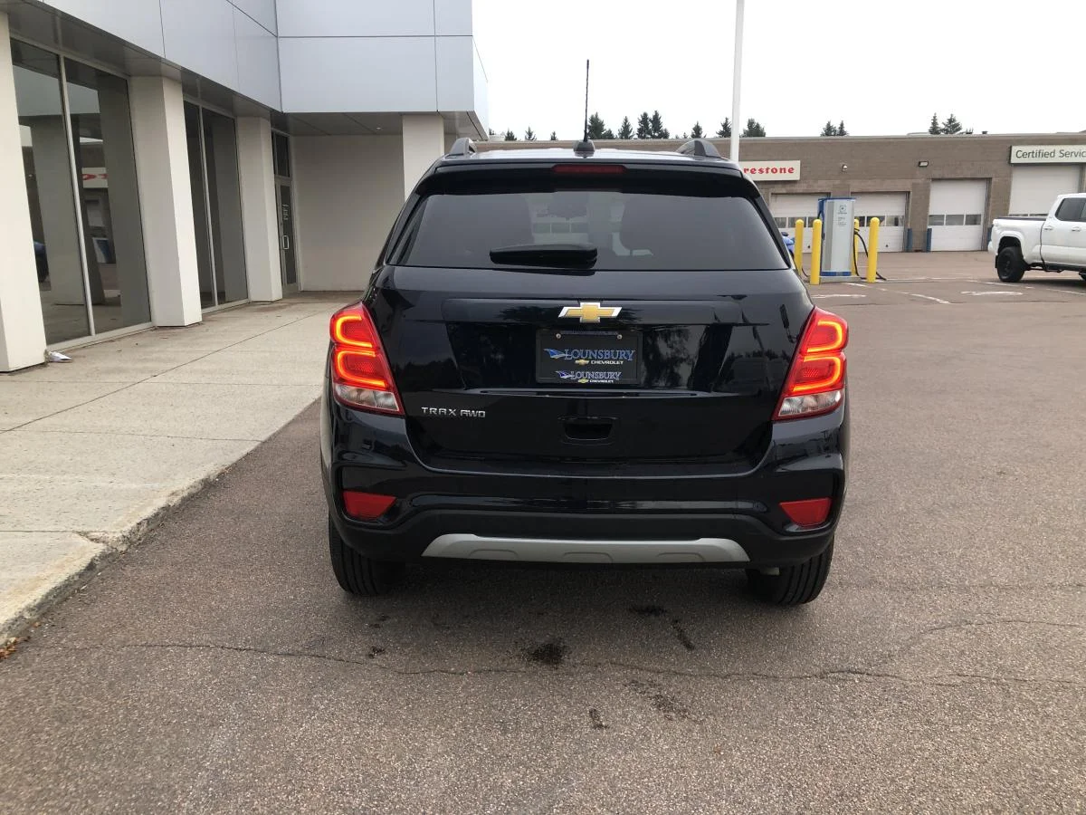 Used 2022 Blue Chevrolet AWD 4dr LT w/ Leather image 7